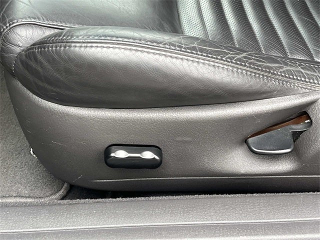 2002 Ford Thunderbird Base