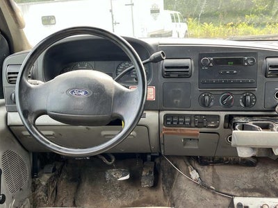 2006 Ford F-550SD XL DRW
