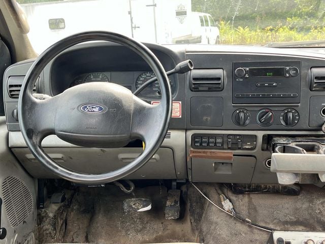2006 Ford F-550SD XL DRW