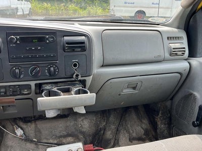 2006 Ford F-550SD XL DRW