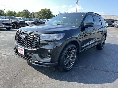 2025 Ford Explorer ST-Line