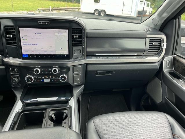 2025 Ford F-350SD Lariat DRW