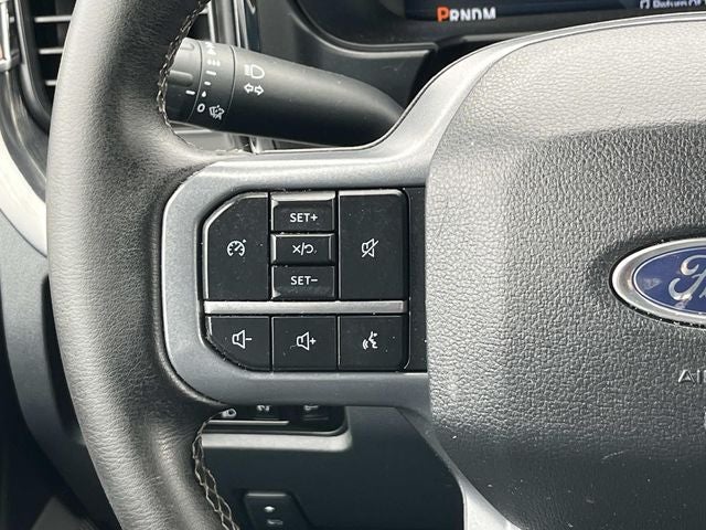 2025 Ford F-350SD Lariat DRW