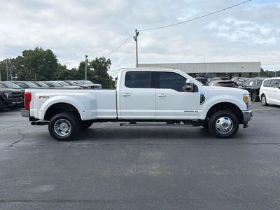 2017 Ford F-350SD Lariat DRW