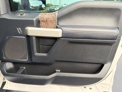2017 Ford F-350SD Lariat DRW
