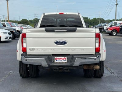 2017 Ford F-350SD Lariat DRW