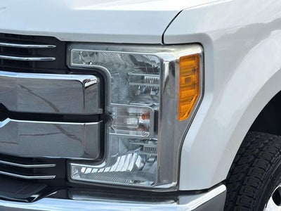 2017 Ford F-350SD Lariat DRW
