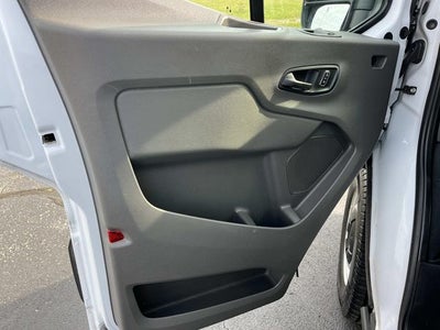 2022 Ford Transit-250 Base