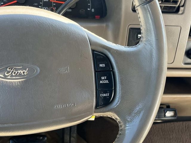 2000 Ford F-250SD Lariat