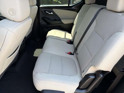 2023 Chevrolet Traverse LS