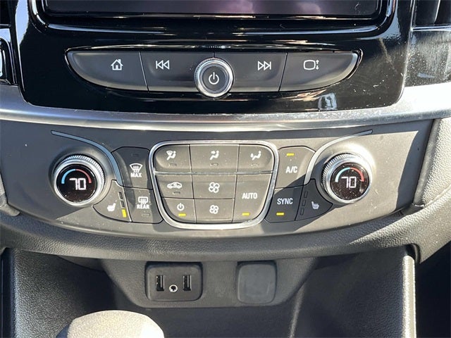 2024 Chevrolet Traverse Limited LT Cloth