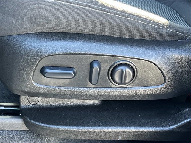 2024 Chevrolet Traverse Limited LT Cloth