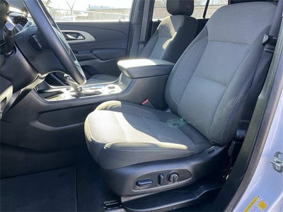 2024 Chevrolet Traverse Limited LT Cloth