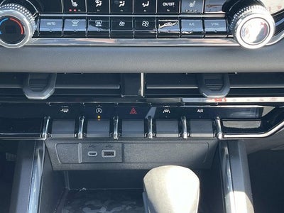 2025 GMC Canyon Elevation