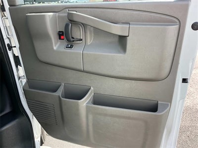 2023 GMC Savana 2500 Work Van