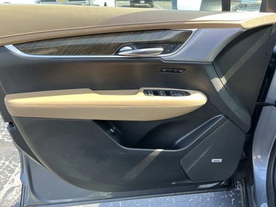2020 Cadillac XT6 Premium Luxury