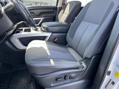 2021 Nissan Titan SV