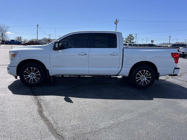 2021 Nissan Titan SV