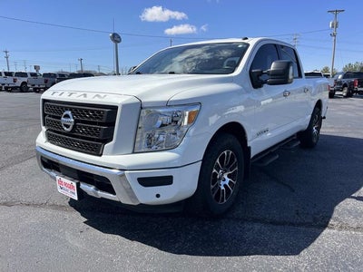 2021 Nissan Titan SV