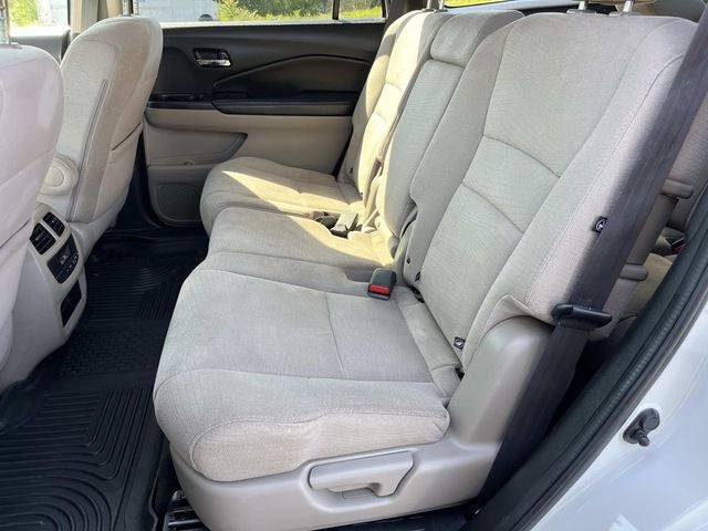 2017 Honda Pilot EX