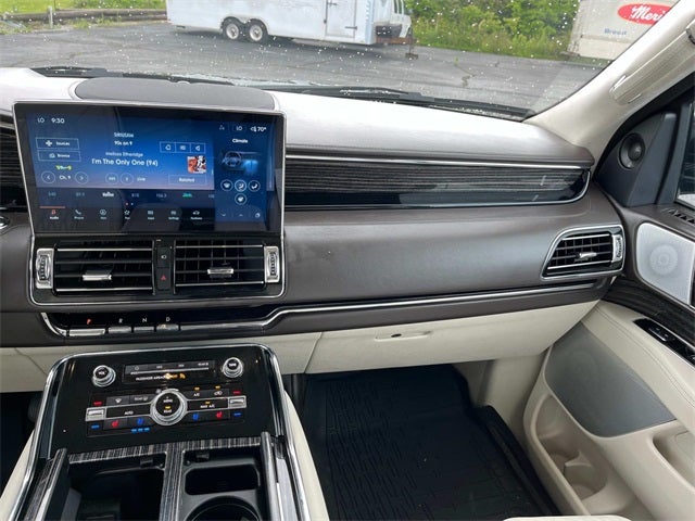 2024 Lincoln Navigator Black Label