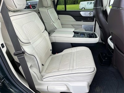 2024 Lincoln Navigator Black Label