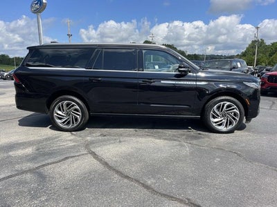 2025 Lincoln Navigator L Reserve