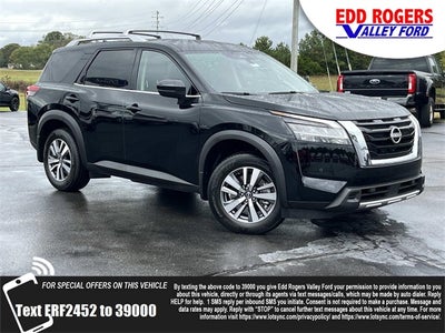2024 Nissan Pathfinder SL