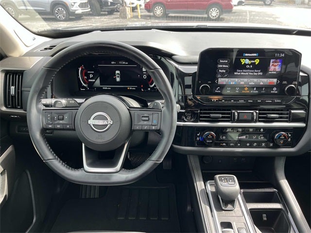 2025 Nissan Pathfinder Platinum