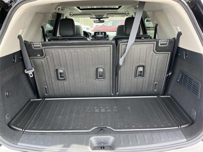 2025 Nissan Pathfinder Platinum