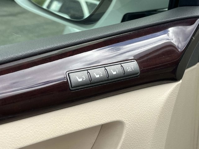 2013 Lexus LX 570