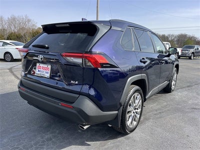 2025 Toyota RAV4 XLE Premium