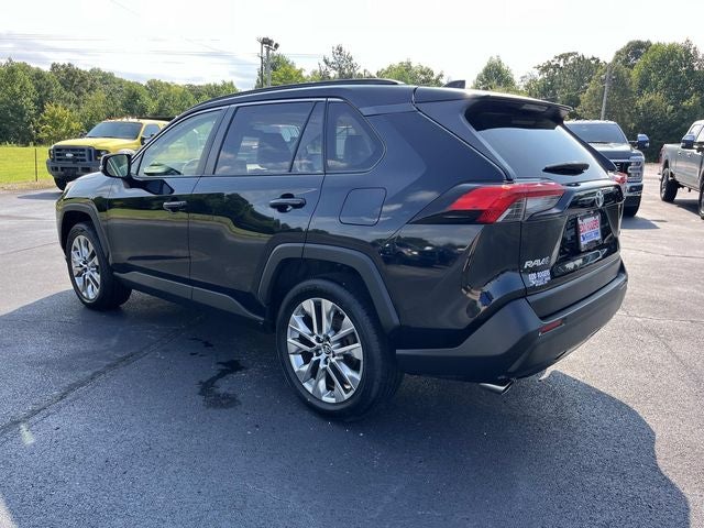 2019 Toyota RAV4 XLE Premium