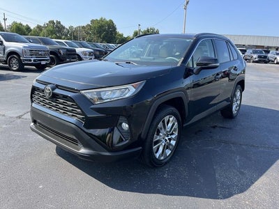 2019 Toyota RAV4 XLE Premium