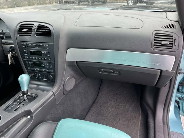 2002 Ford Thunderbird w/Hardtop Premium