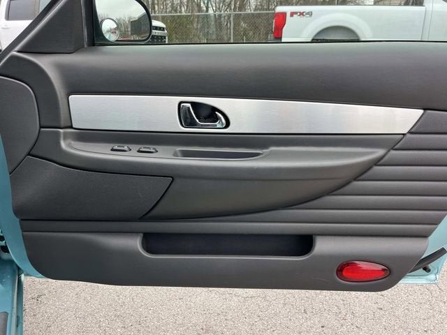 2002 Ford Thunderbird w/Hardtop Premium