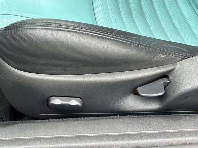 2002 Ford Thunderbird w/Hardtop Premium