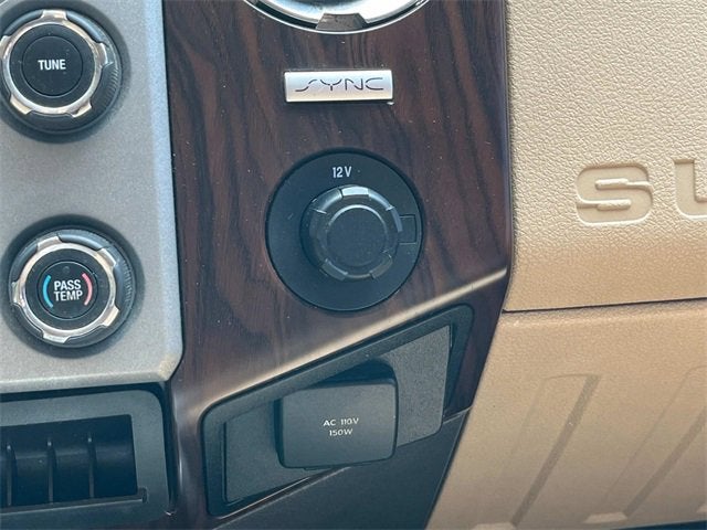 2016 Ford Super Duty F-250 SRW Lariat