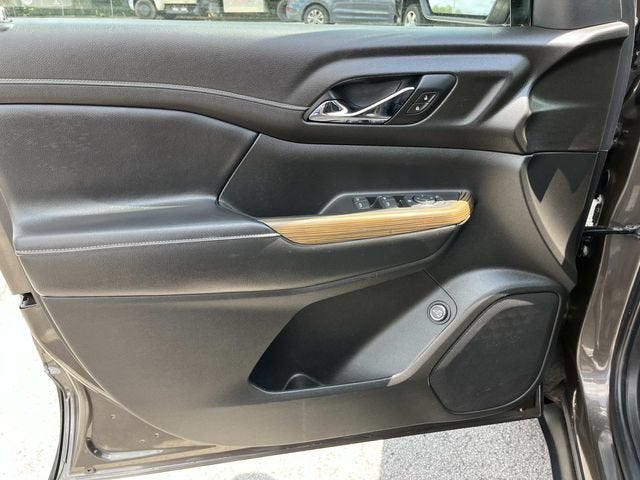 2019 GMC Acadia SLE