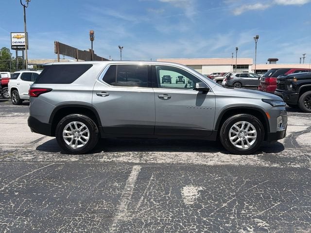 2023 Chevrolet Traverse LS