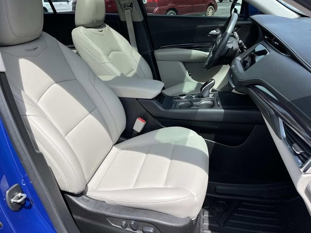 2021 Cadillac XT4 Luxury