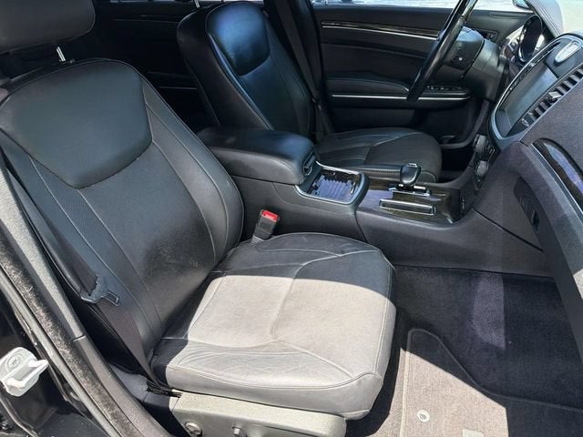 2014 Chrysler 300 300C
