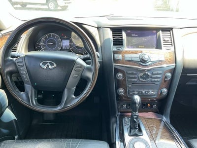 2012 INFINITI QX56 7-passenger