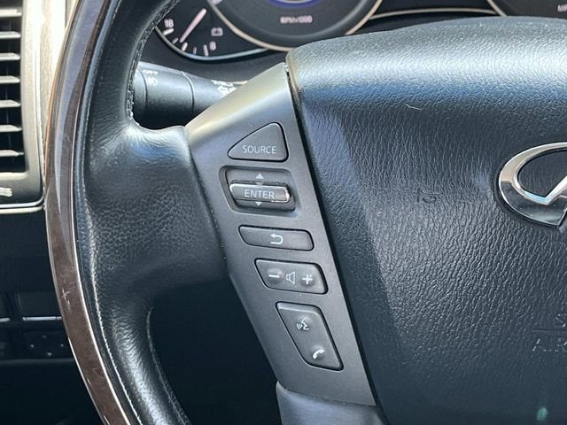 2012 INFINITI QX56 7-passenger