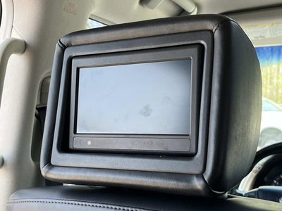 2012 INFINITI QX56 7-passenger