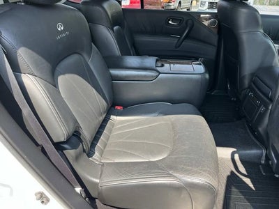 2012 INFINITI QX56 7-passenger