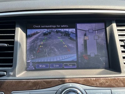 2012 INFINITI QX56 7-passenger